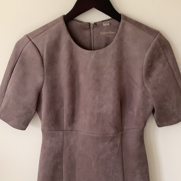 NWOT Calvin Klein beige,taupe faux suede, short sleeve fit and flare dress SZ 4 - Picture 4 of 13